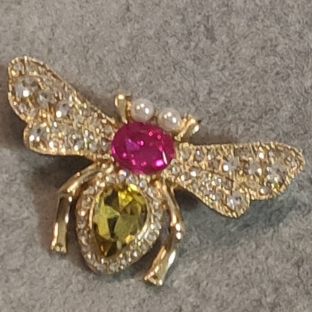 Queen Bee Brooch