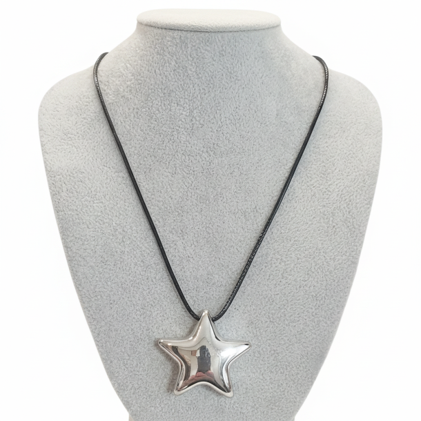 Stella Star Necklace