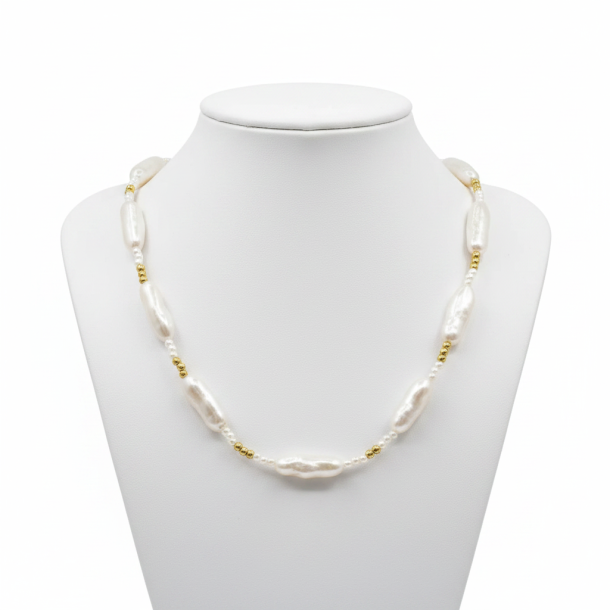 Bianca Pearl Necklace